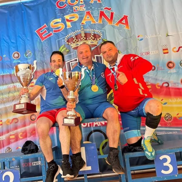 Tres medallas de oro en el Campeonato de Espa&ntilde;a de Veteranos de Luchas Ol&iacute;mpicas